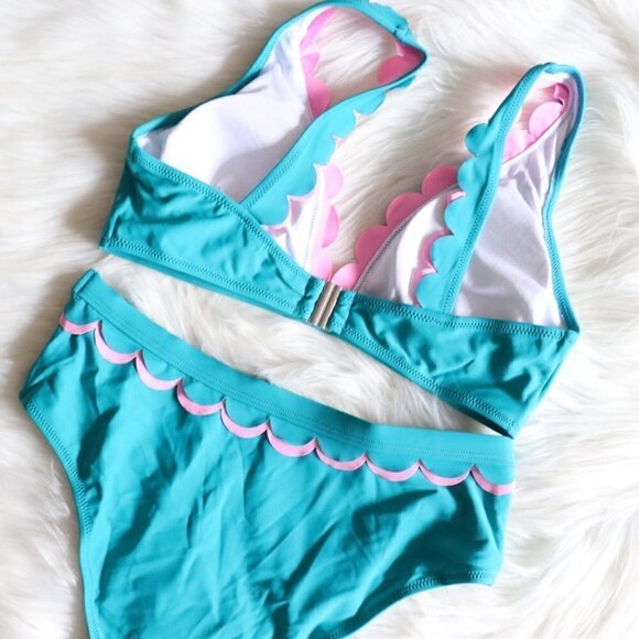 NEW Aqua Blue Pink Scalloped Mid Waisted Bikini Set Size Medium - Picture 7 of 9